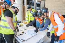 Anunturi UK Angajam 1 supervisor la fatade/ cladding