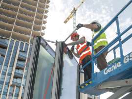 Anunturi UK Fixeri la fatade in Manchester, M15 5FJ