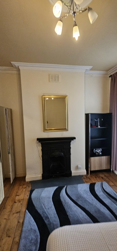 Inchiriez 2 camere in North Greenwich 4