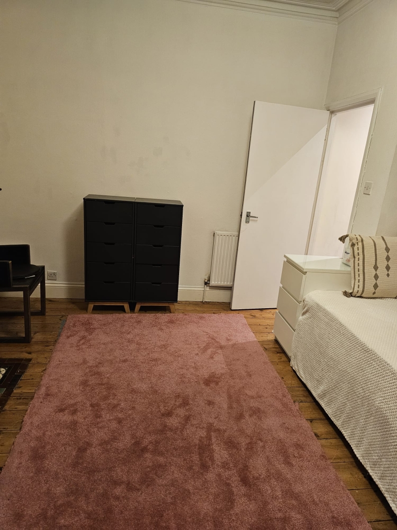Inchiriez 2 camere in North Greenwich 6