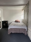 Anunturi Colindale Studio